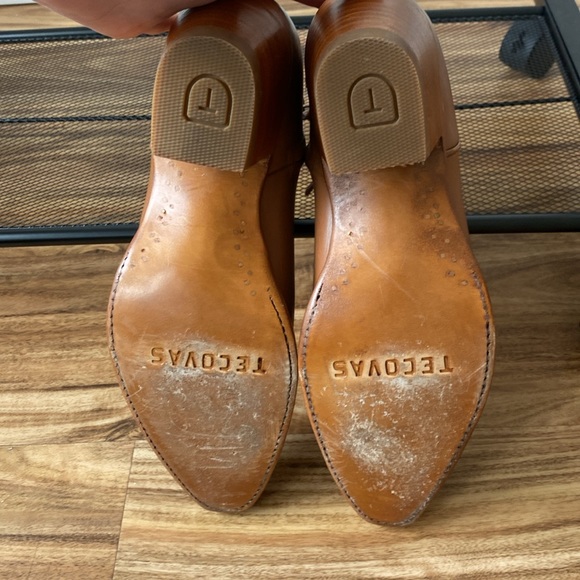 BUNDLE - Tecovas  2 pairs of the Daisy bootie in black and caramel - Picture 6 of 15